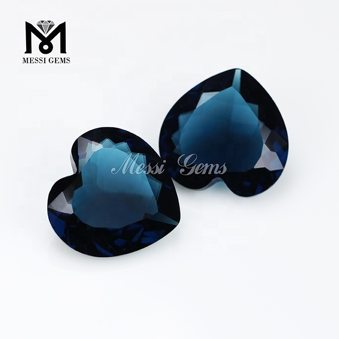 Свободный лондонский синий синтетический граненый стеклянный камень в форме сердца