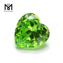 Форма сердца 10x10 мм яблочно-зеленый кубический цирконий синтетический драгоценный камень cz