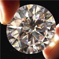 Общий способ отличить муассанит от природного алмаза