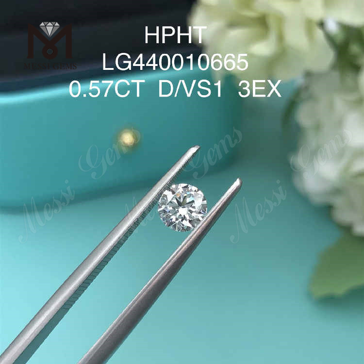 Синтетические бриллианты 3EX россыпью 0,57 карат, выращенные в лаборатории, выставлены на продажу