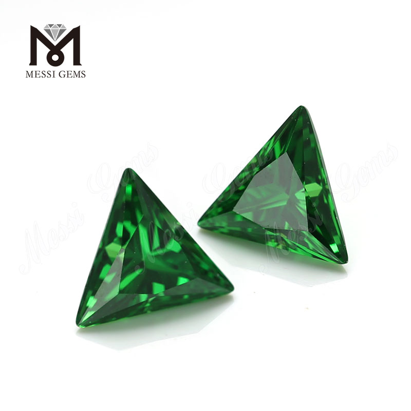 Оптовая цена треугольной огранки 9x9 мм зеленый кубический цирконий свободный CZ камень