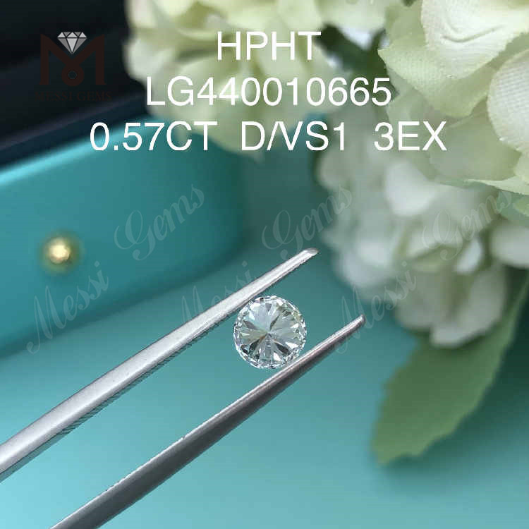 Синтетические бриллианты 3EX россыпью 0,57 карат, выращенные в лаборатории, выставлены на продажу