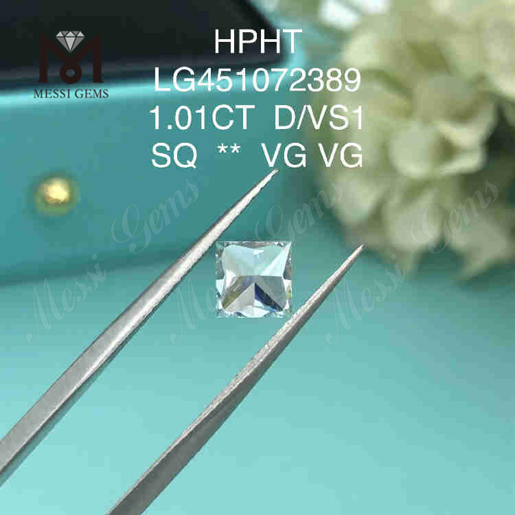 Синтетические бриллианты квадратной формы 1,01 карата D/VS1 на продажу VG